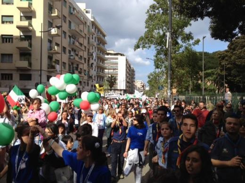 23_05_2013 nave legalità Palermo corteo